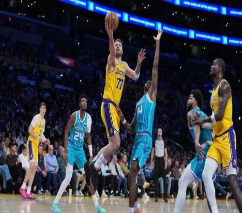 亨特三分命,加兰精准助,攻助力得分,江南体育JN官网,JN江南娱乐,江南体育投注,江南体育平台,江南赛事直播,江南体育app下载